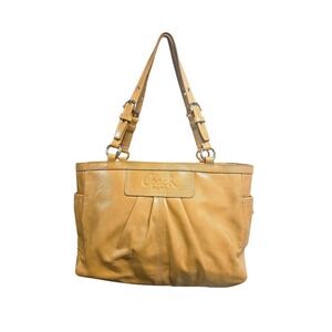 Coach Yellow Leather‎ Shoulder Bag Pleated Tote Blue Lining + FREE Bag Charm 🎁